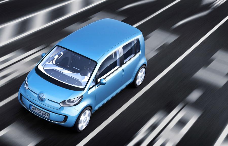  Volkswagen Space up Concept 2007 года  (фото 7 из 30)